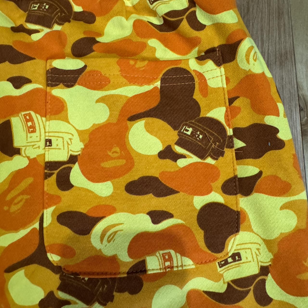 BAPE x PUBG orange sweat shorts 