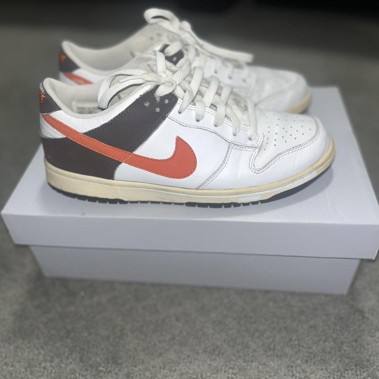 Nike Men's White and Orange Trainers | Depop