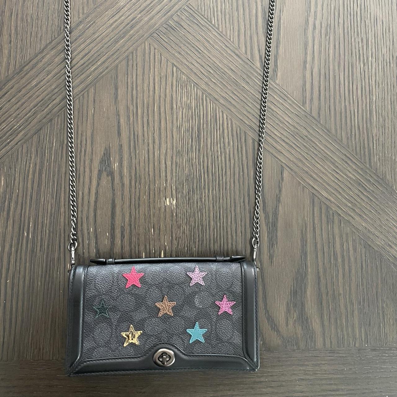 Stylish Coach Purse with Stars: A Fashion Statement for Every Occasion