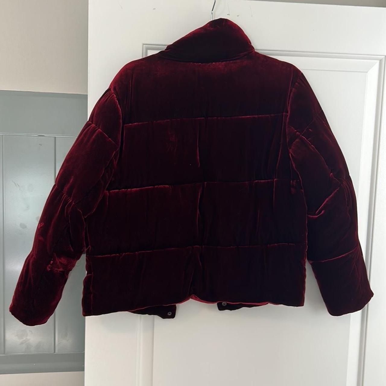 Velvet puffer deals jacket zara