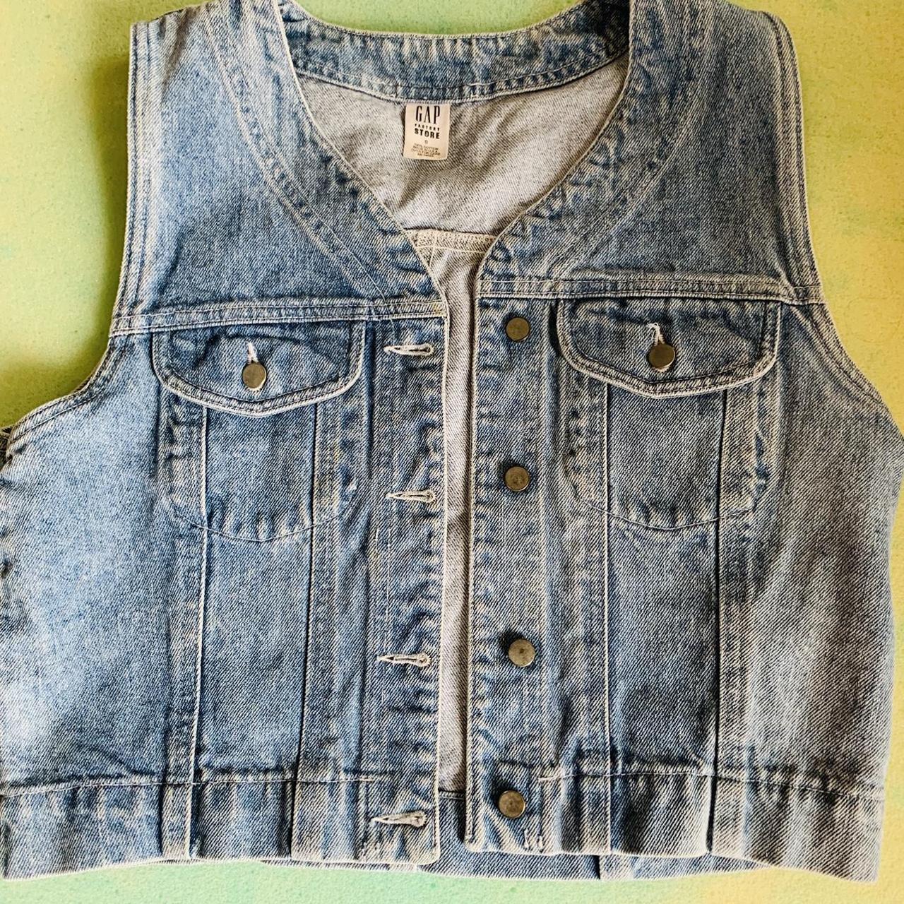 Gap Factory Women's Top Depop
