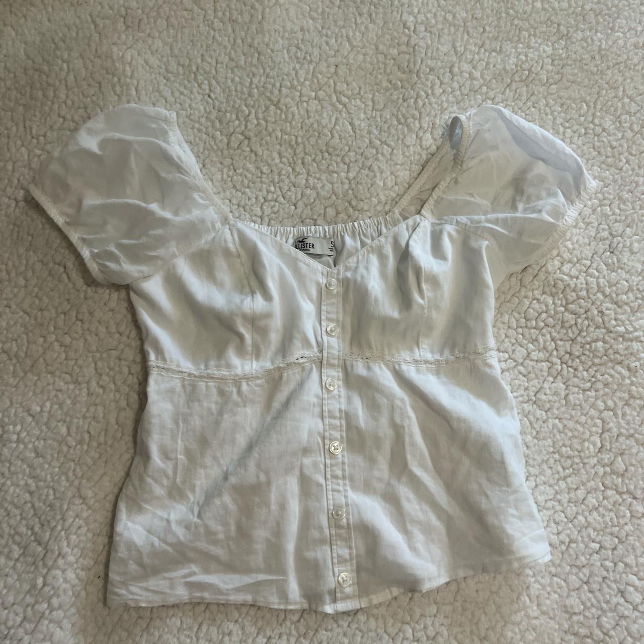 Hollister coquette white babydoll top Sleeves are... - Depop