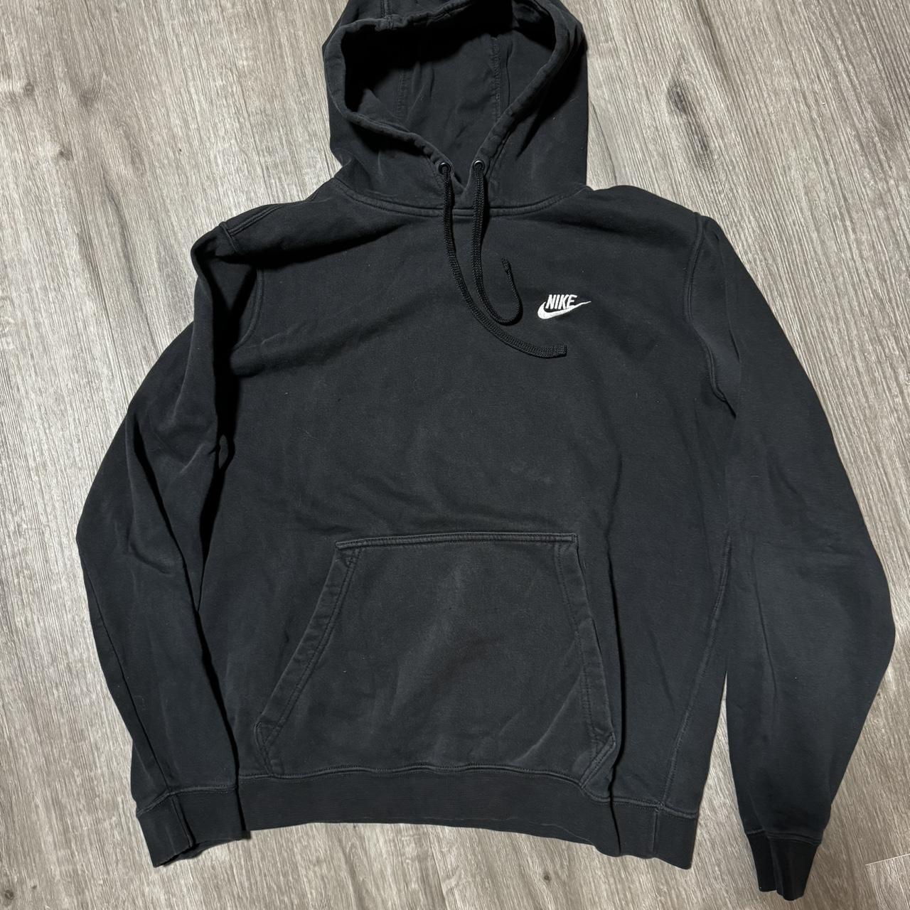 Nike hoodie large flaws shown in pictures black - Depop