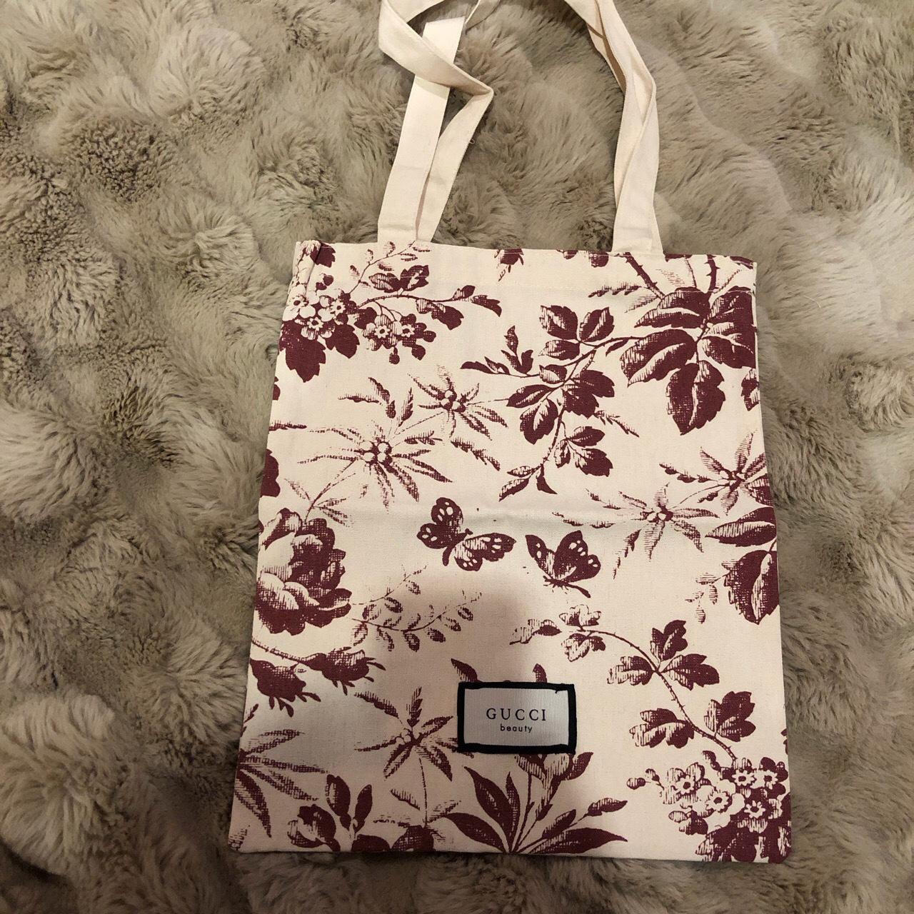 Dior V&A museum limited novelty tote bag ivory