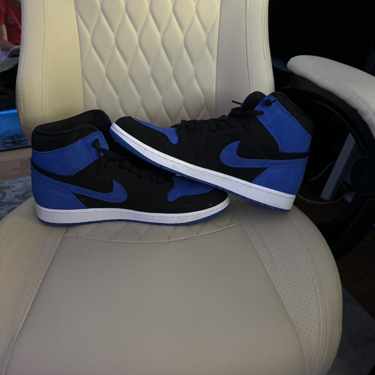 michael jordan wearing jordan 1 royal