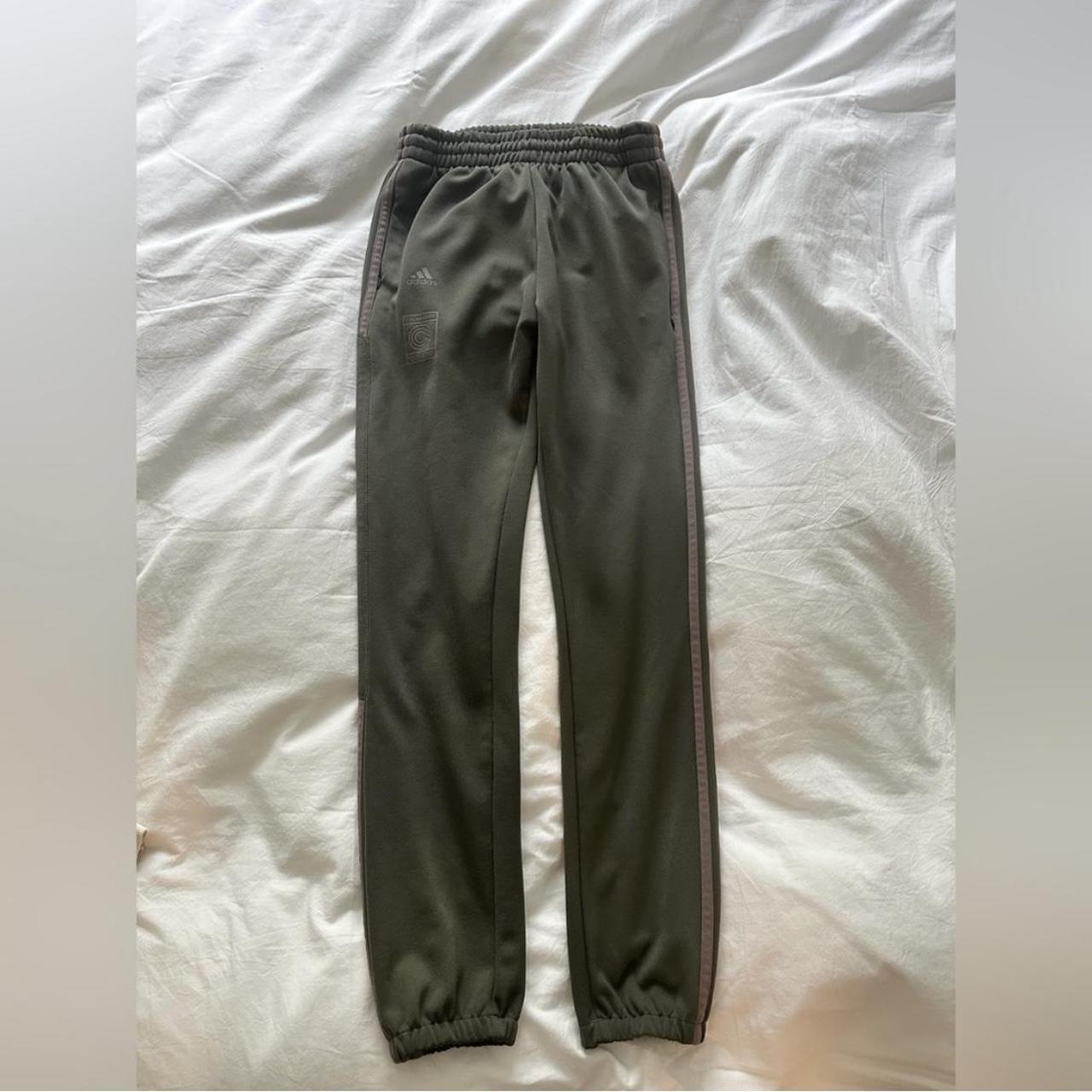 Yeezy tracksuit hot sale womens