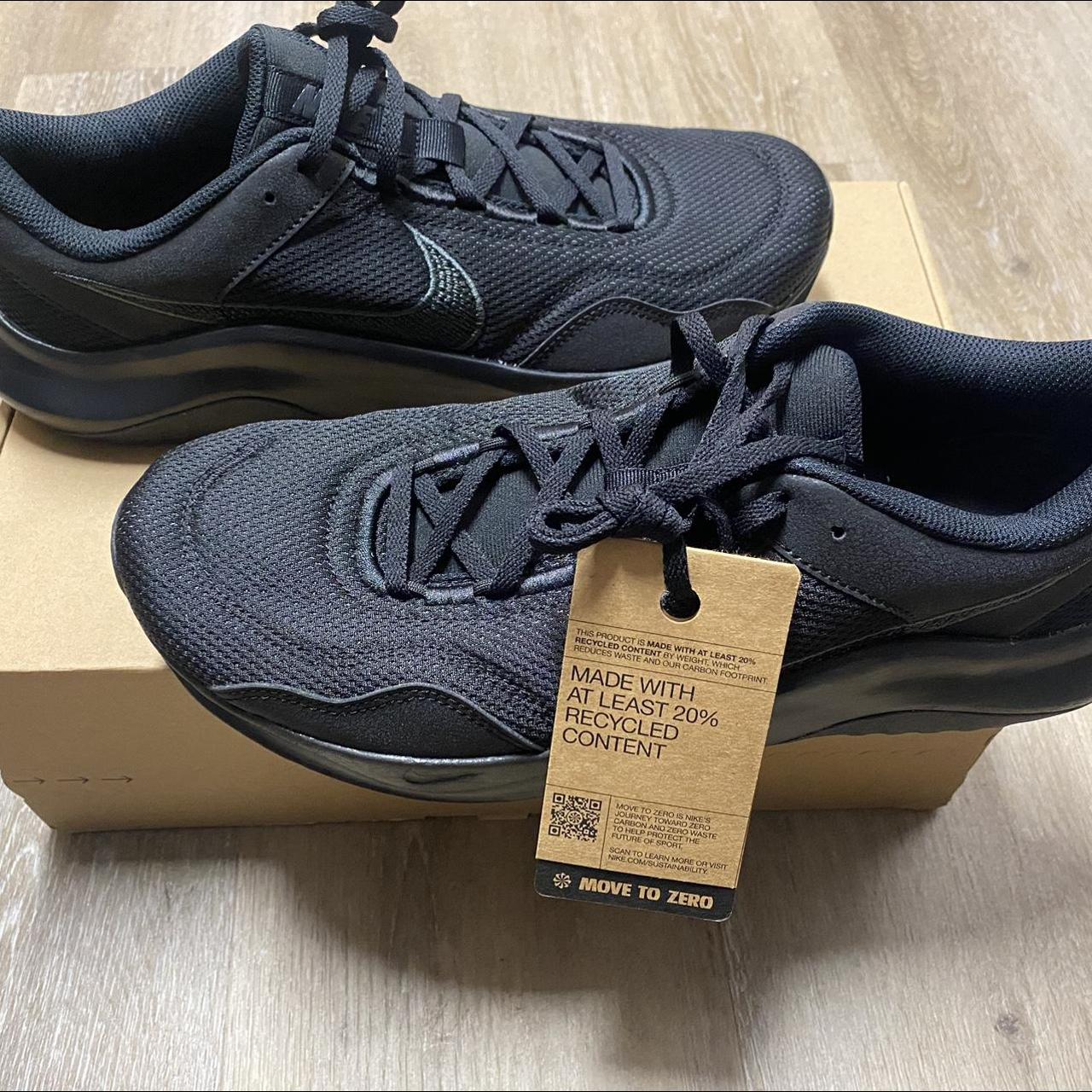 mens nike legend essential