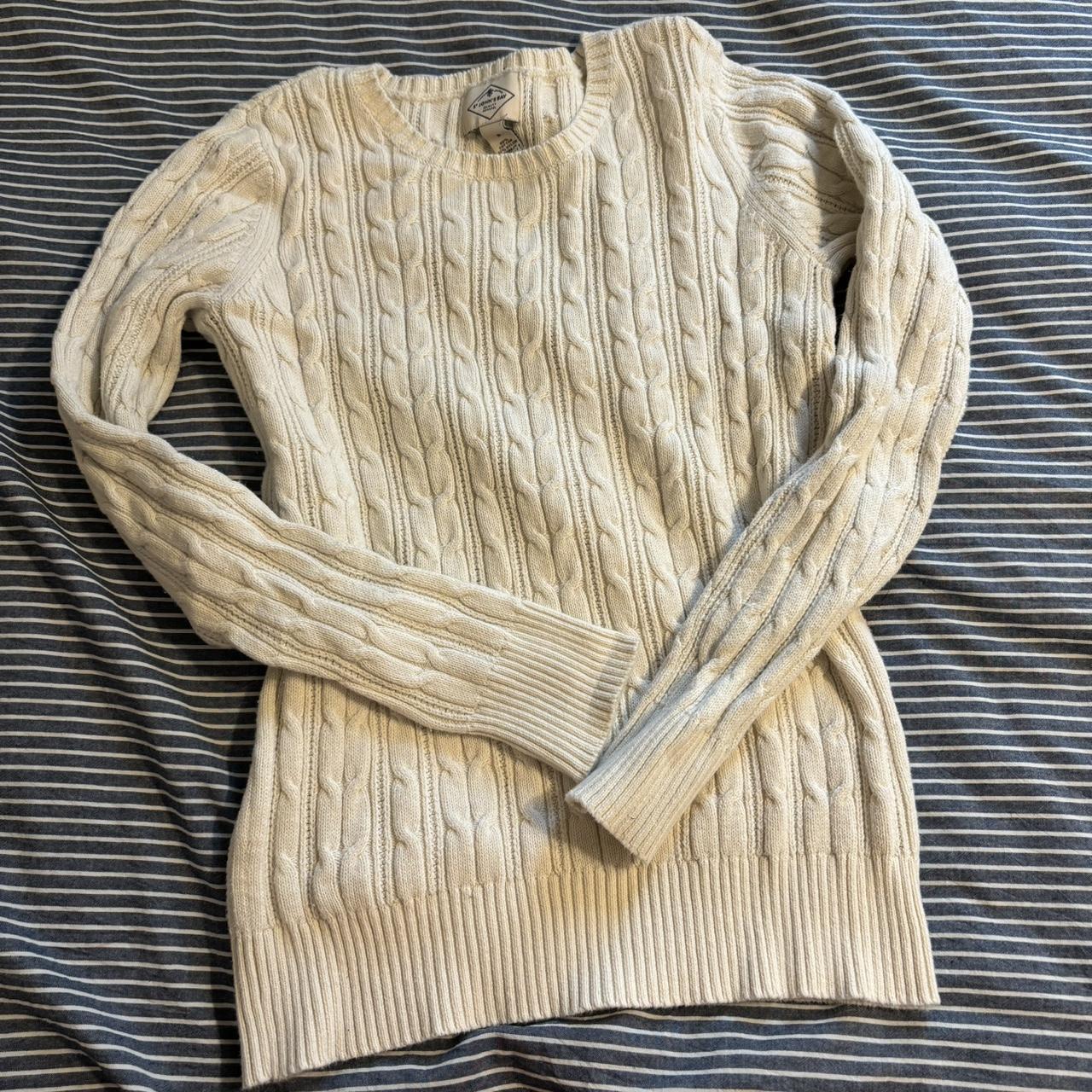 item listed by evelynhowes