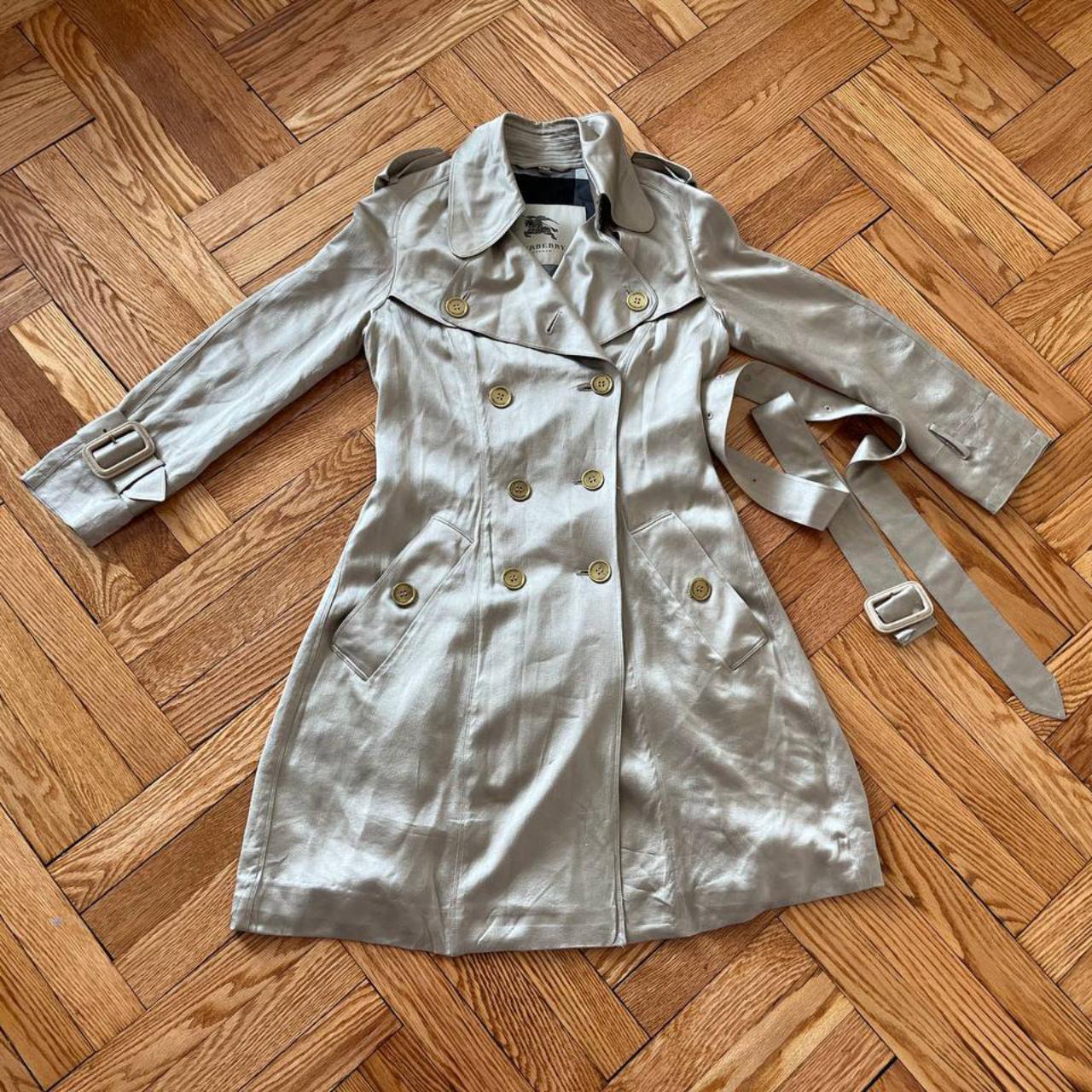 Burberry sale coat silver