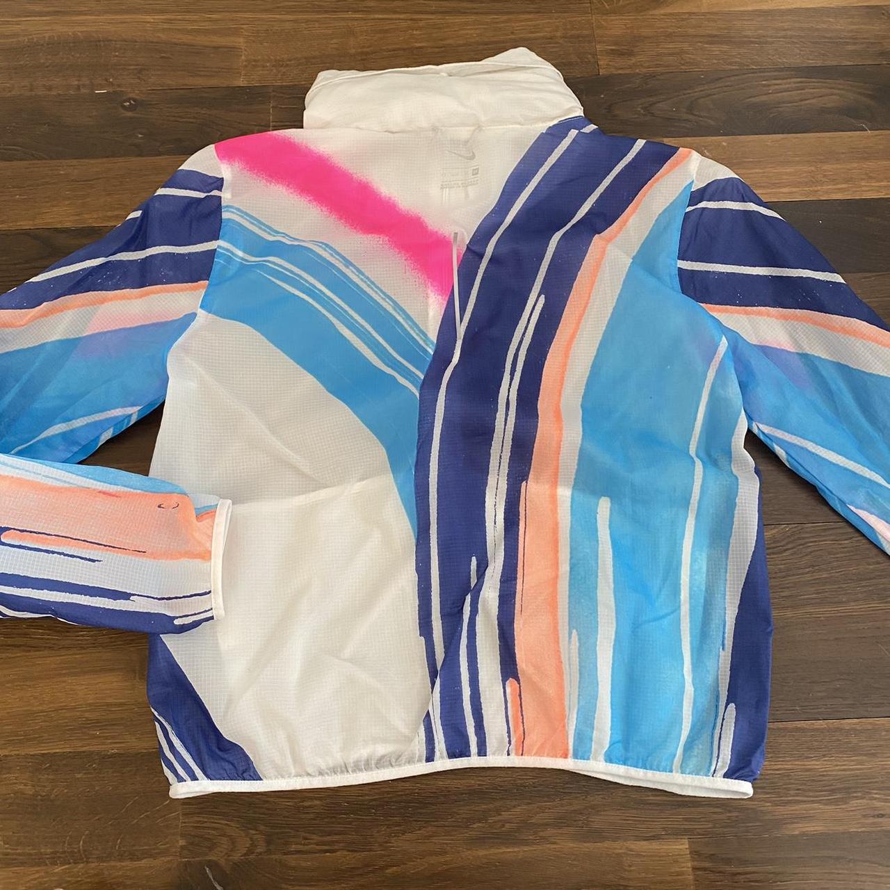 lightweight nike running jacket
