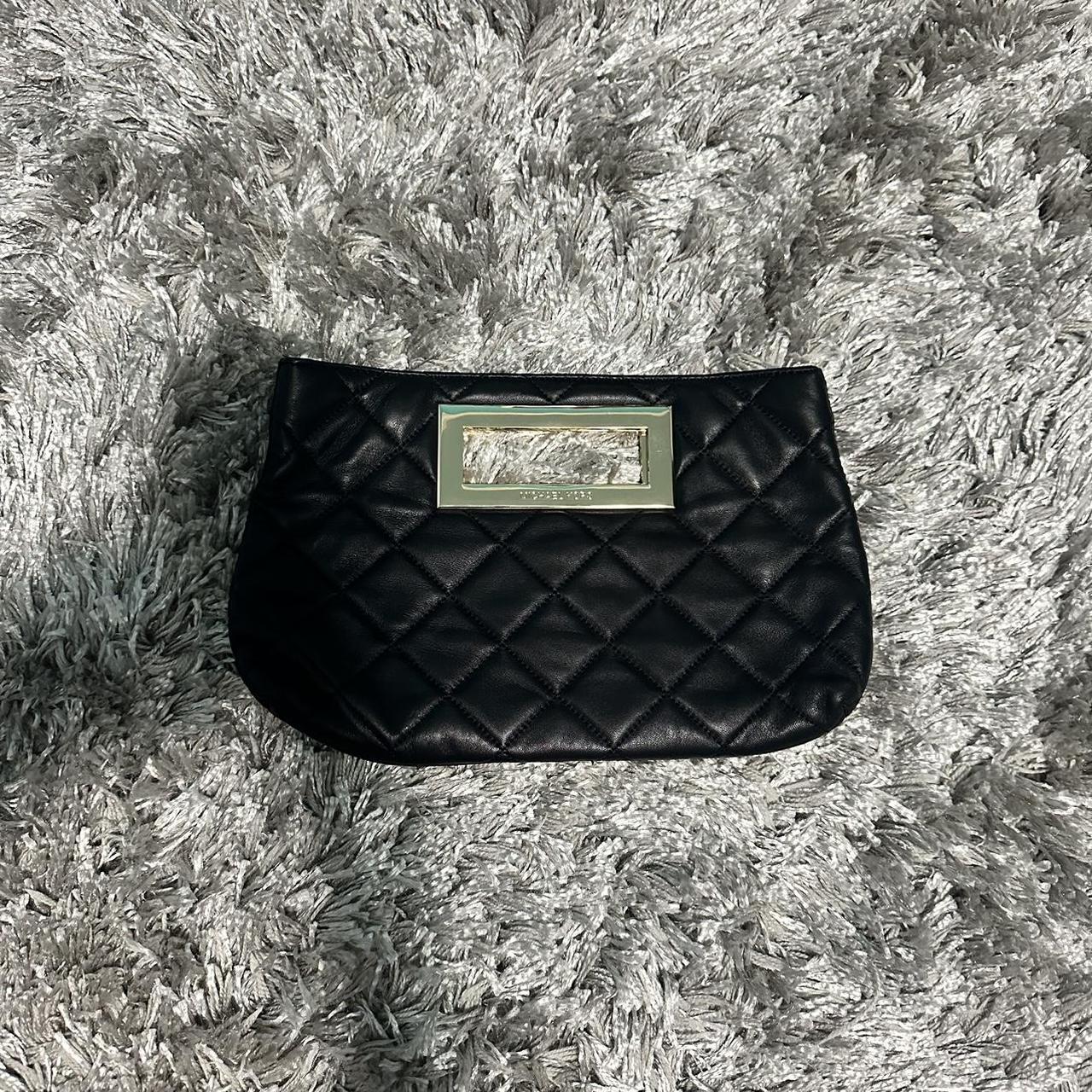 item listed by leahtan2