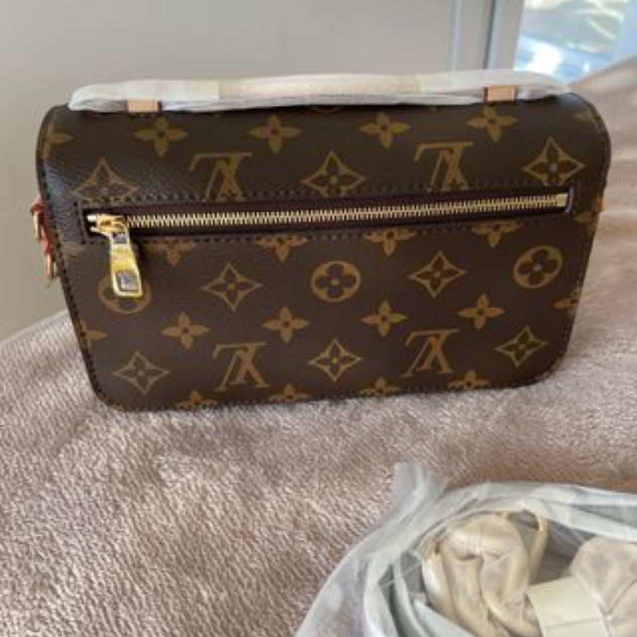 bolso de fiesta Louis Vuitton Mètis East West Bolso... - Depop