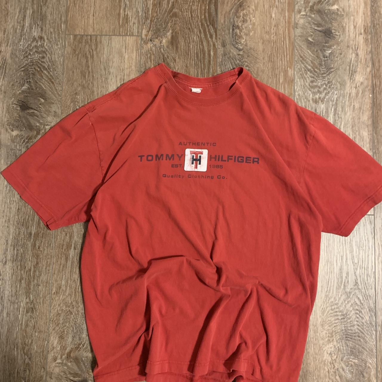 Tommy Hilfiger Men's T-shirt Red XL – Vintage Tommy Hilfiger