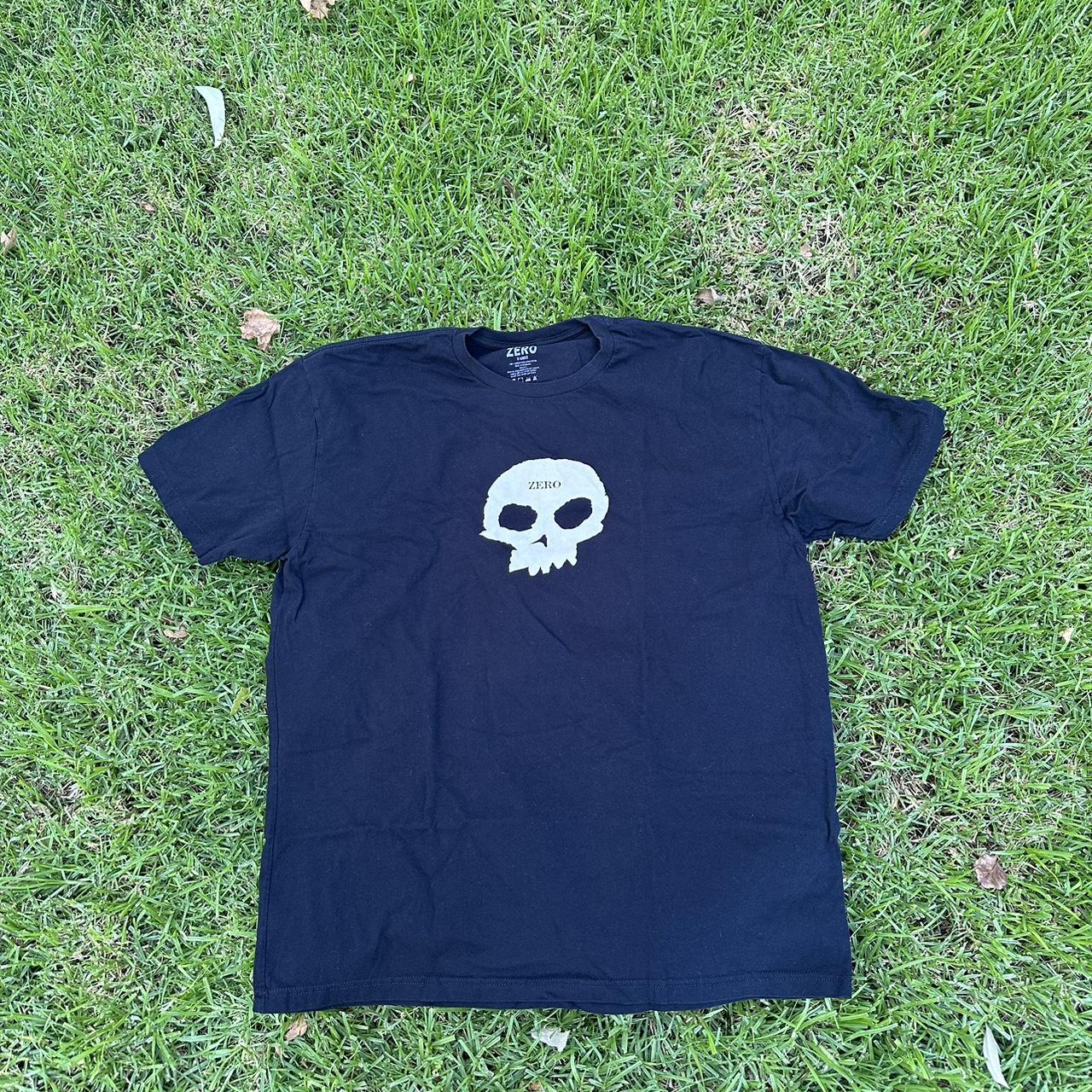 Zero skateboards skull tee Size XL Only tried on... - Depop