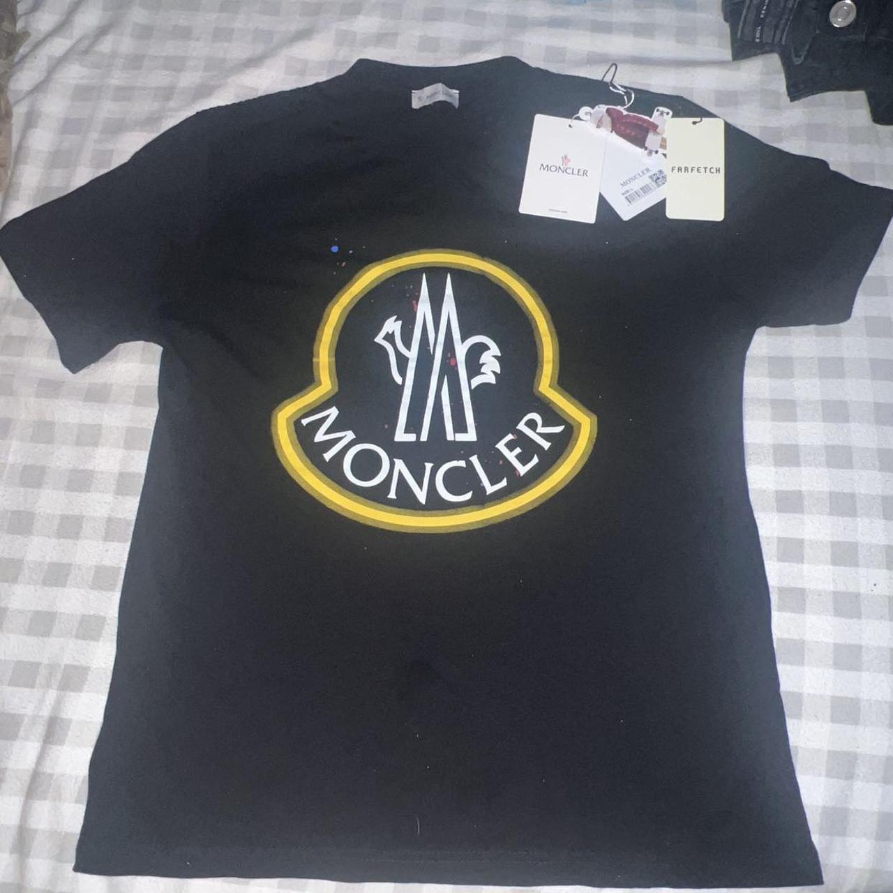 Moncler Men's Tshirt Depop