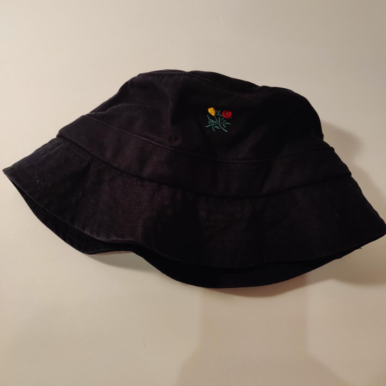 AIME LEON DORE 黒Brushed Crest Bucket Hat AIME LEON DORE BRUSHED CREST BUCKET HAT BRAND NEW | Depop