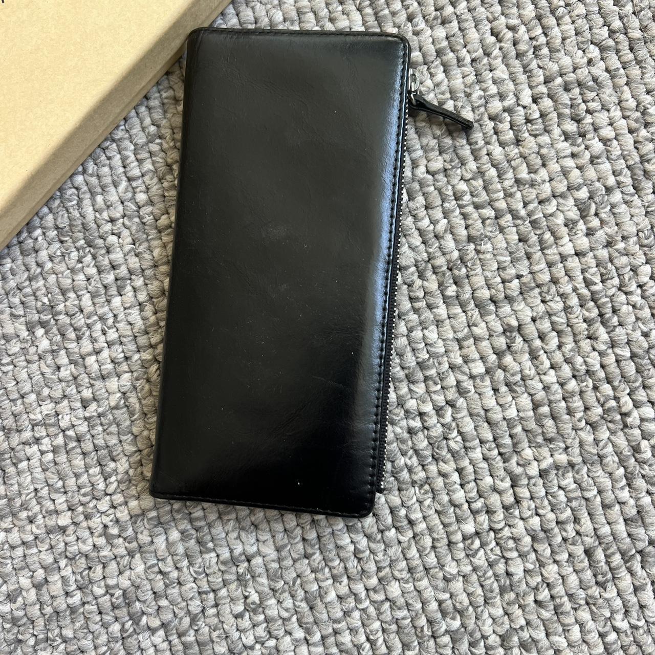 Status anxiety, Dakota wallet Depop