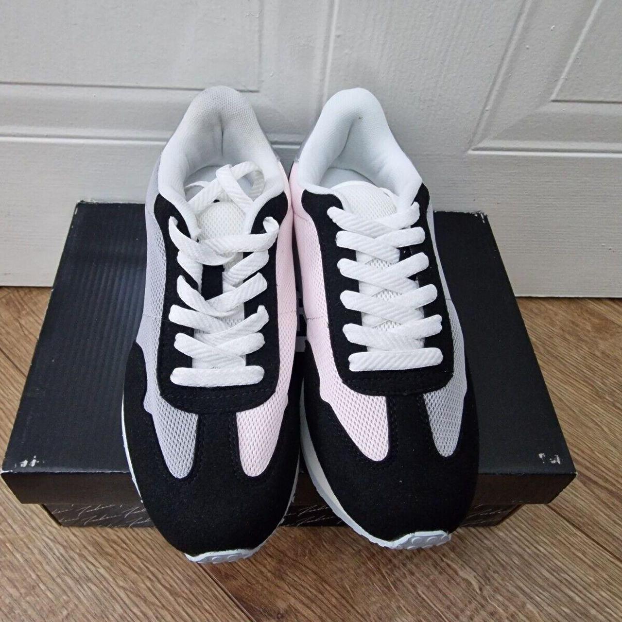 The Beverly Hills sneaker is made with grained calf - Depop