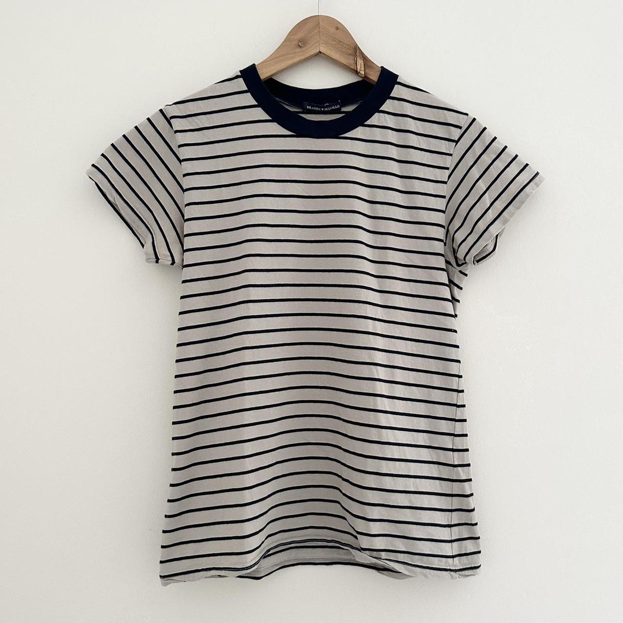 BRANDY MELVILLE ネイビー・ドット 半袖シャツ まとめ購入場20% off」 Brandy Melville 半袖 Tシャツ - メルカリ