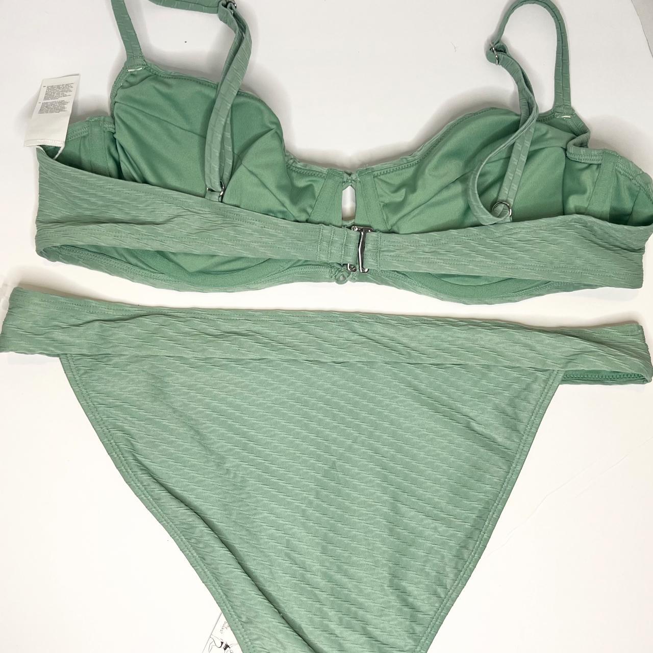 Cupshe Women's Green Bikinisandtankinisets Depop