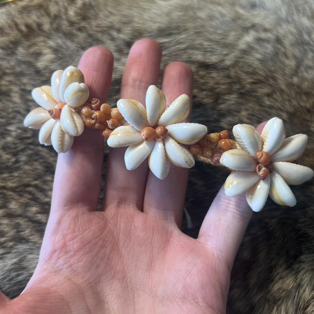 Vintage cheapest Shell Flower Bracelet