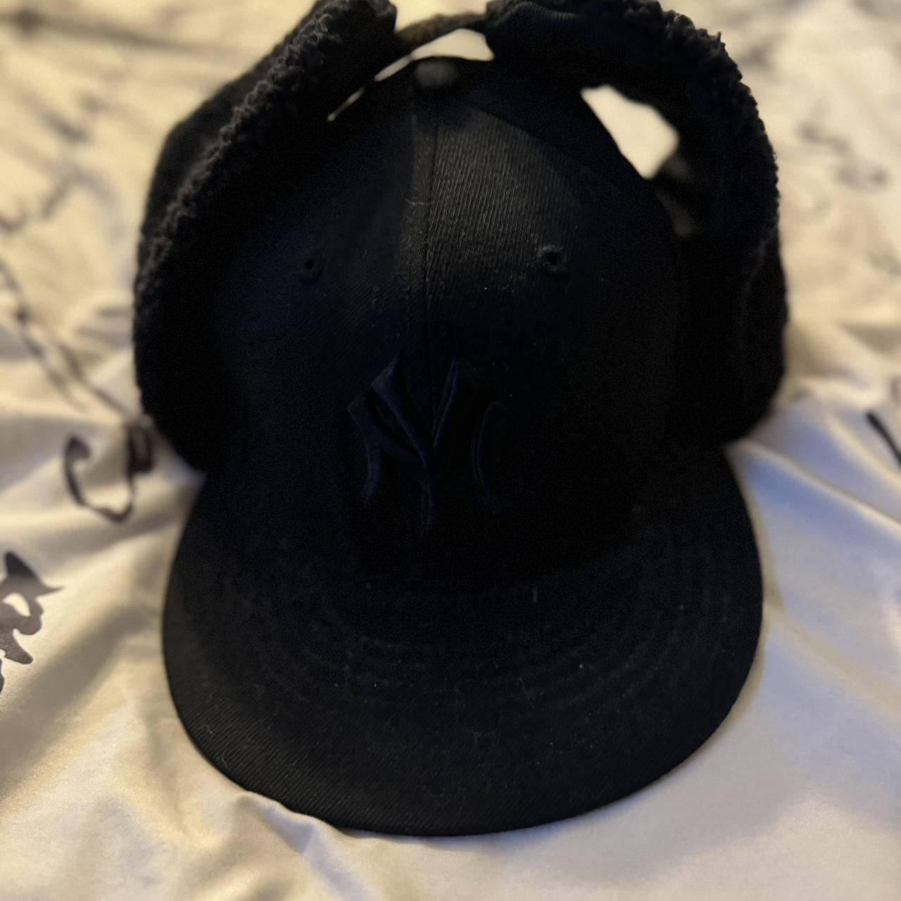 NY Yankees Winter Fitted Hat w/ wool flaps New... - Depop