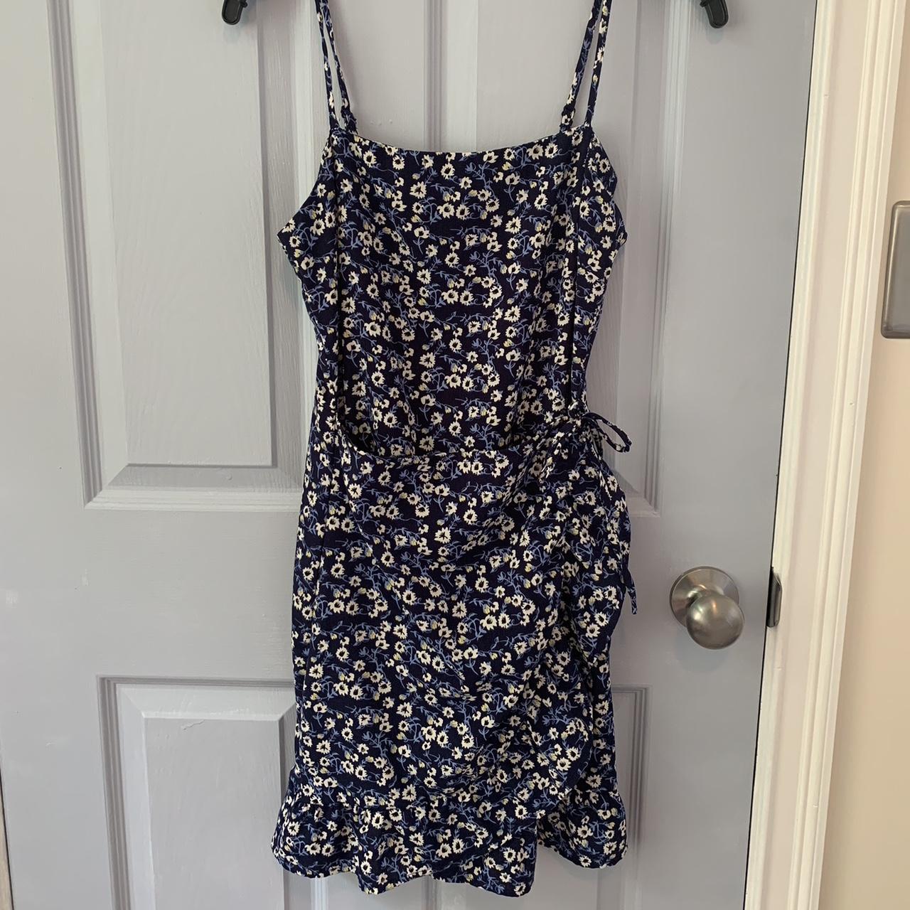 Cotton On Women S Navy And White Dress Depop