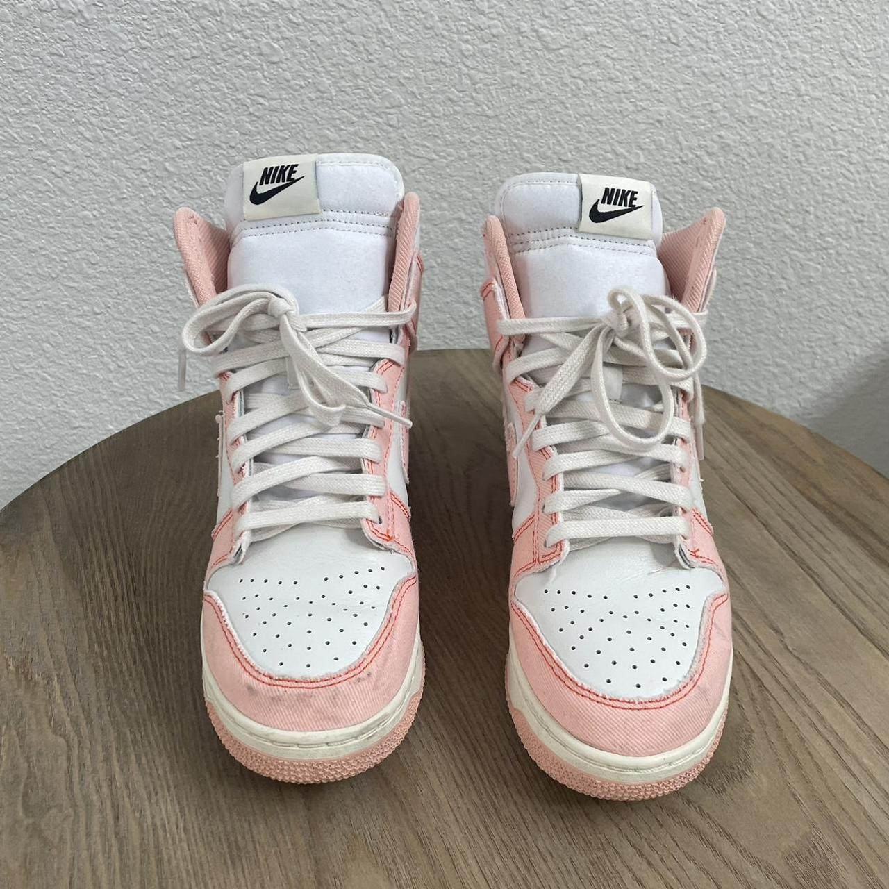 Nike Women's White and Pink Trainers | Depop