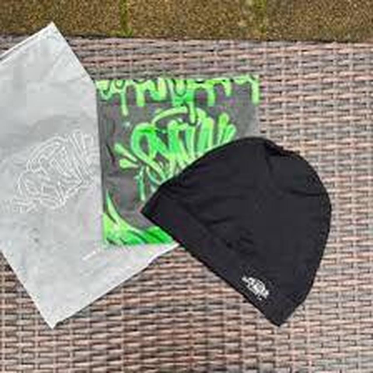 Syna world beanie | Depop