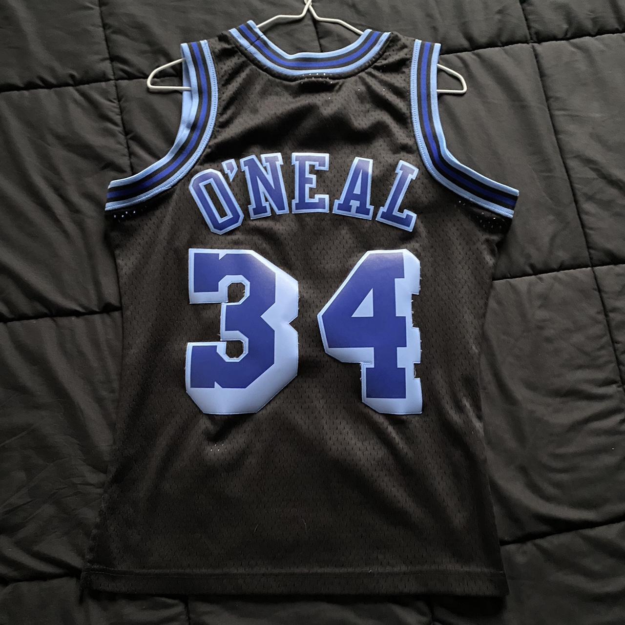 shaq lakers jersey kids xl but definitely could fit - Depop