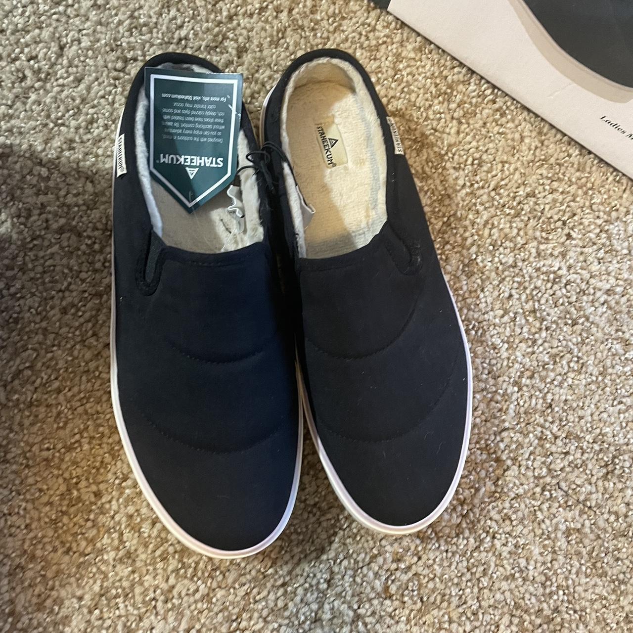 staheekum slip on mule