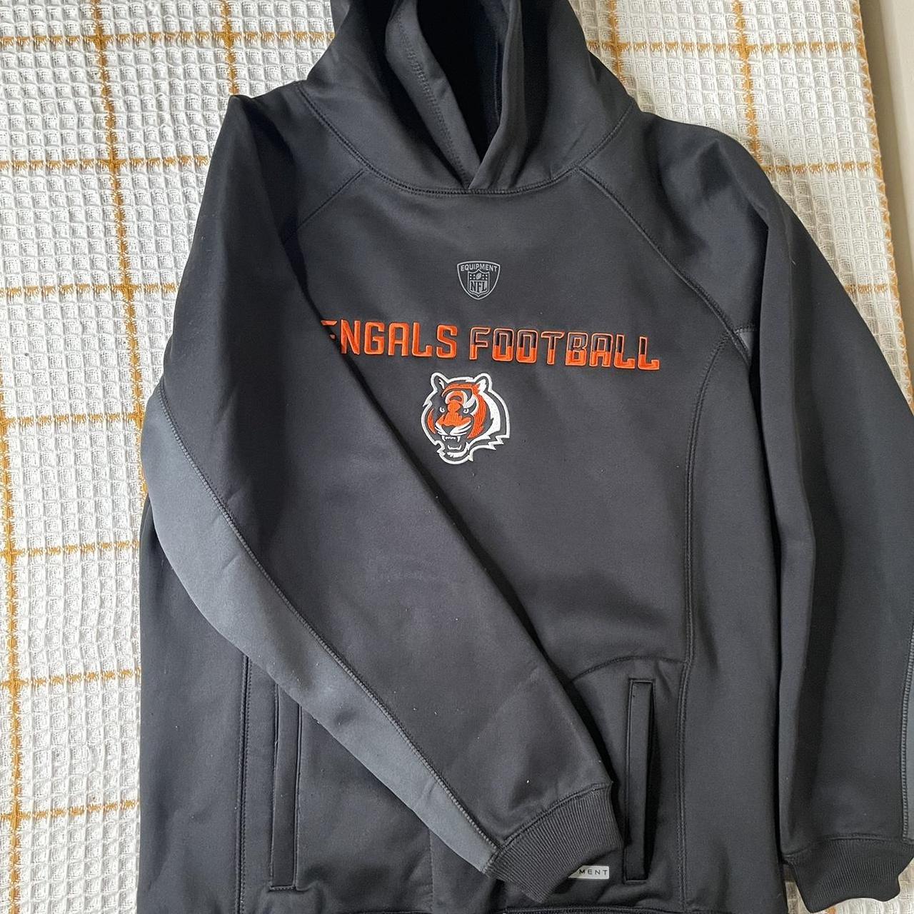 Cincinnati Bengals sweatshirt NFL team apparel Who - Depop