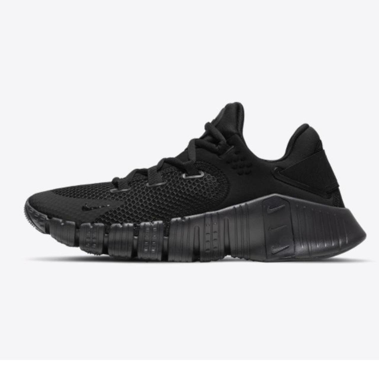 womens black metcons