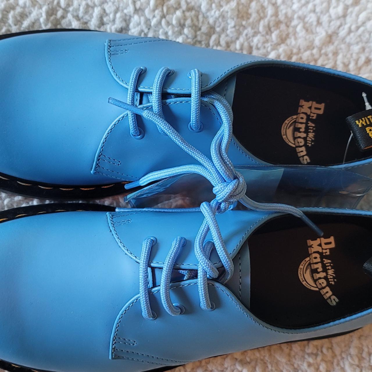 Baby blue dr outlet martens