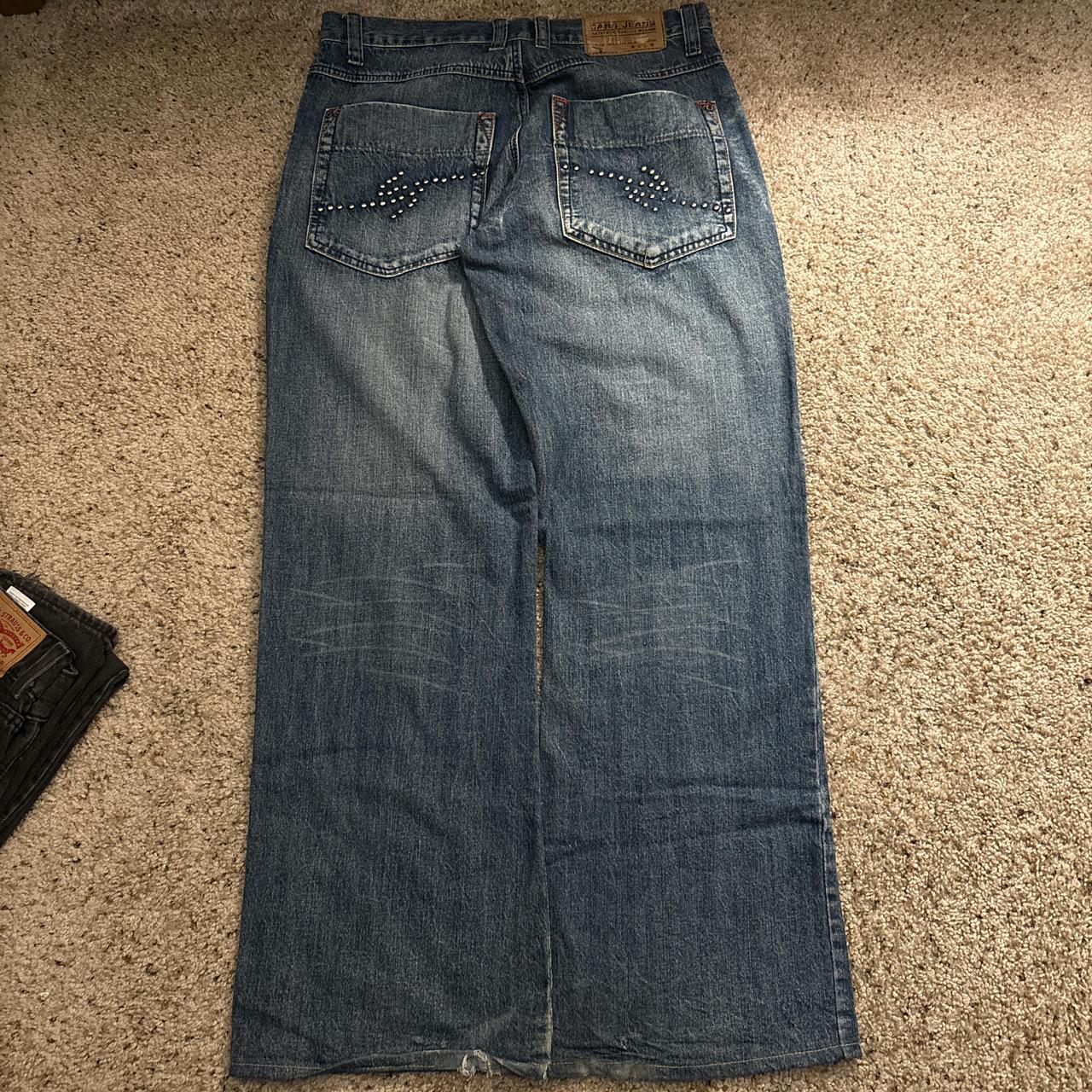 item listed by aidanschz