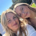 chloeandjscloset's profile picture