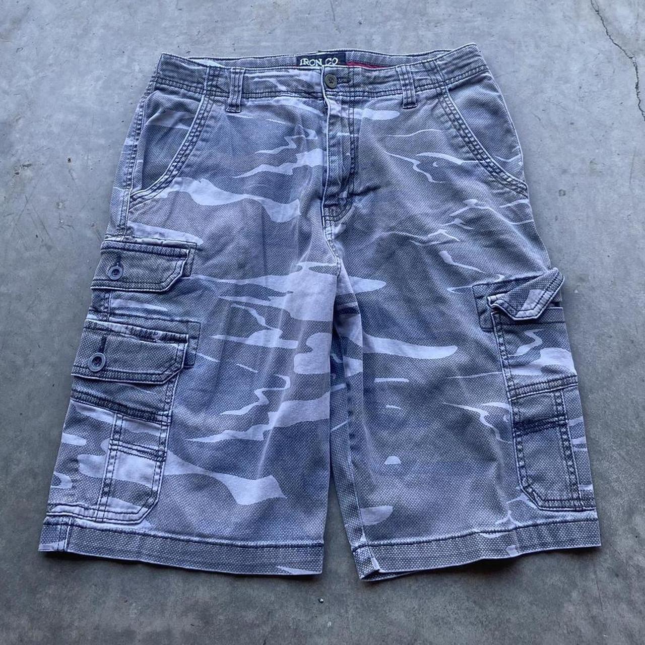 Grunge Y2k baggy camo cargo shorts 32” waist 20”... - Depop