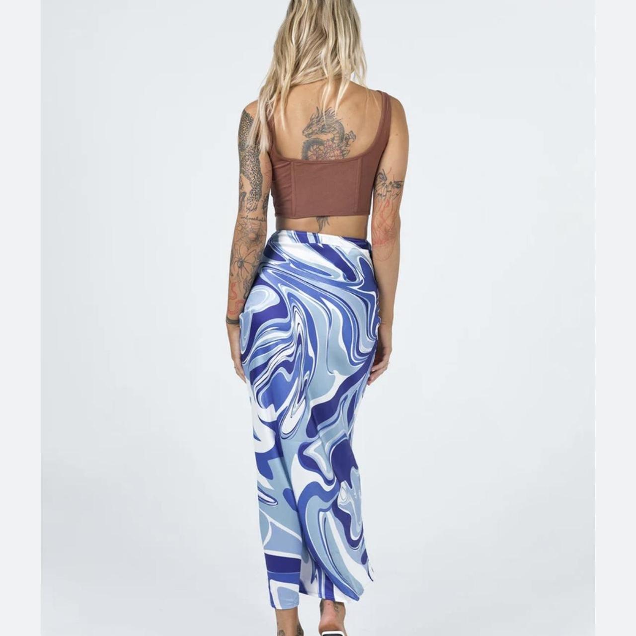 Princess Polly midi skirt Size 8 Depop