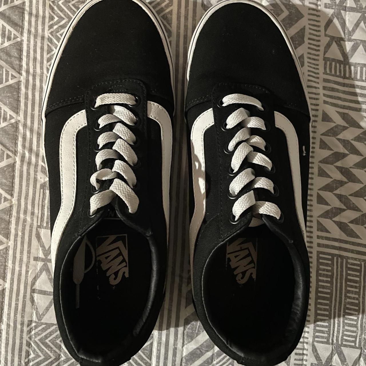 Black vans clearance shoes size 9