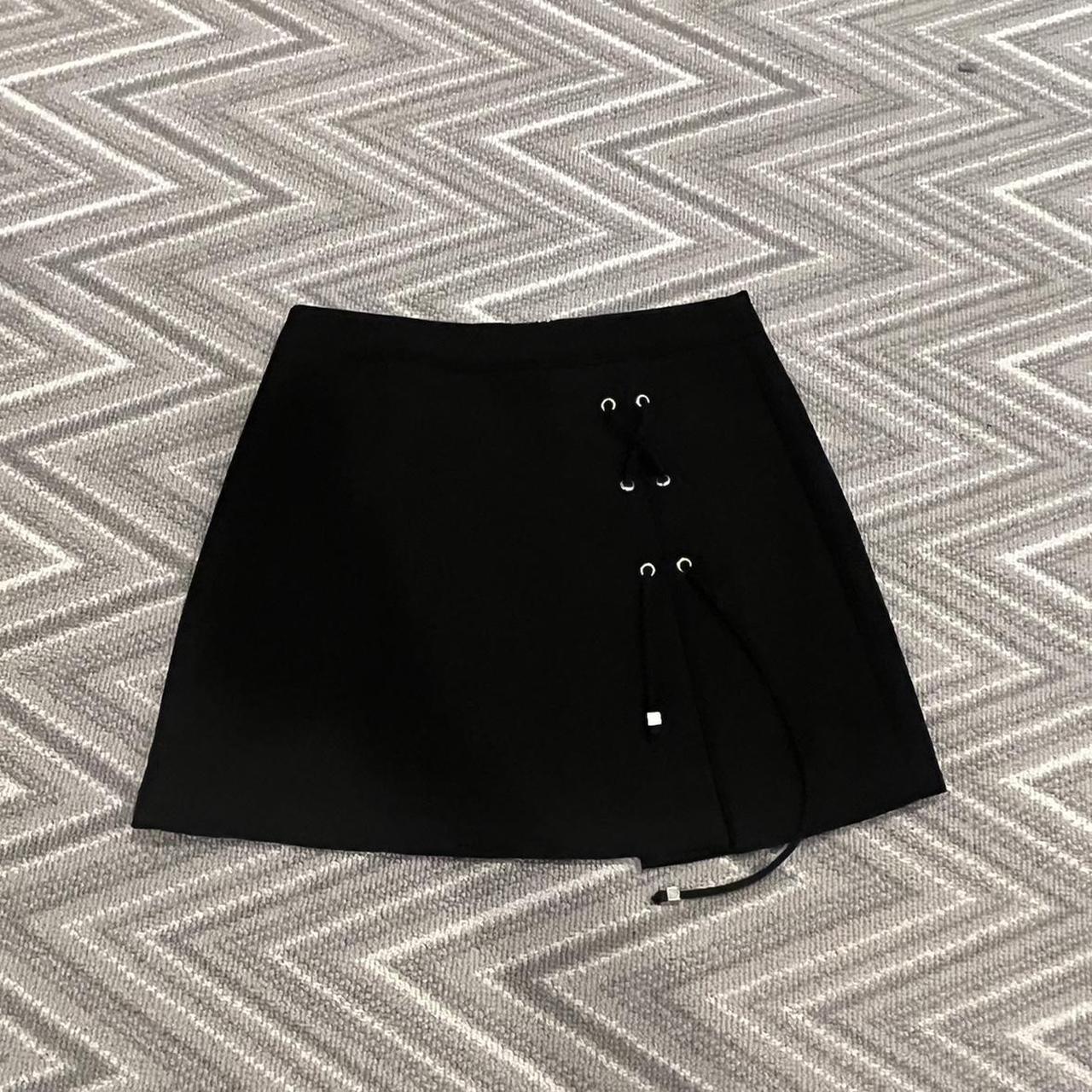 Market Women's Black Skirt Depop