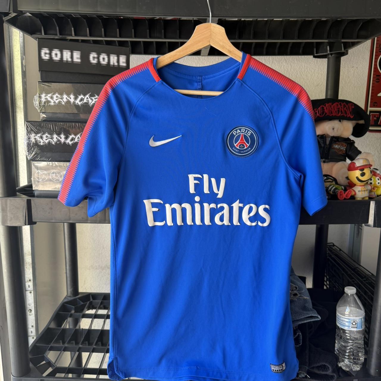 item listed by shneeks69