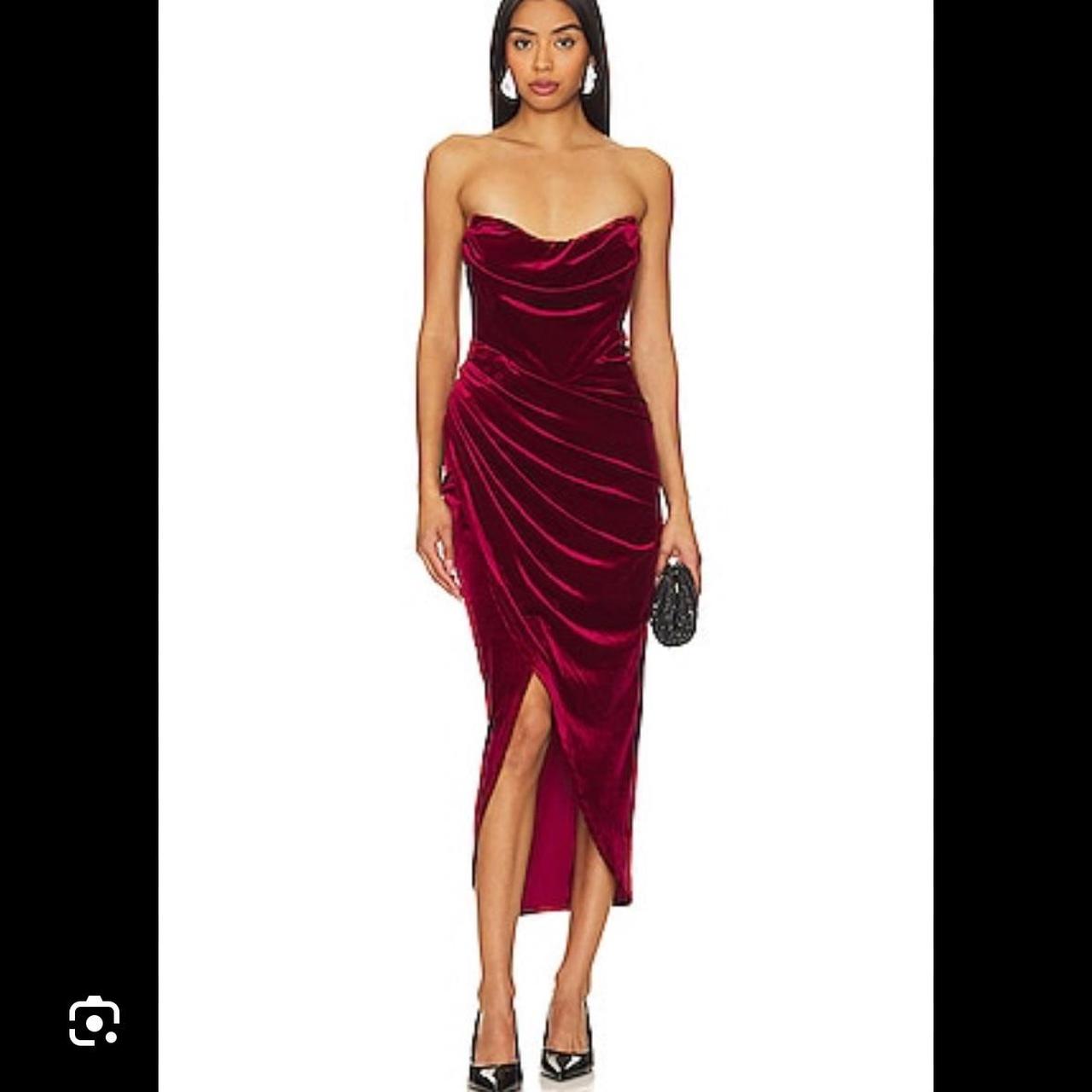 ASTR the Label Meghan Velvet dress Size XS In