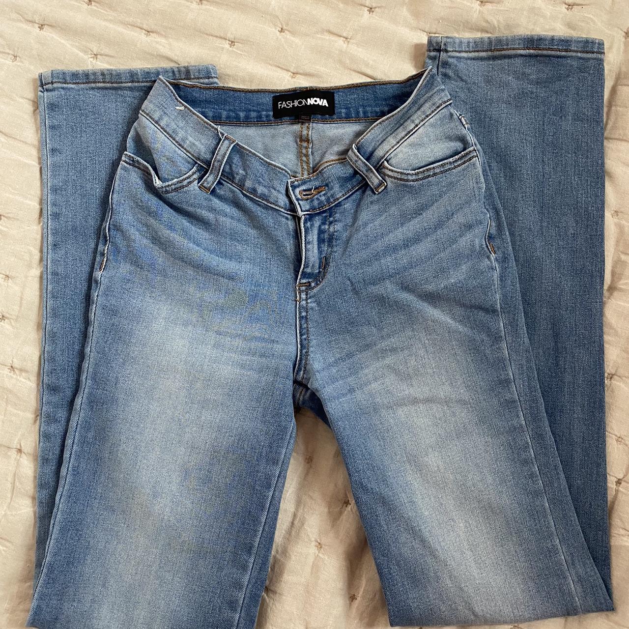 light wash fashion nova jeans size 0 #fashionnovajeans - Depop