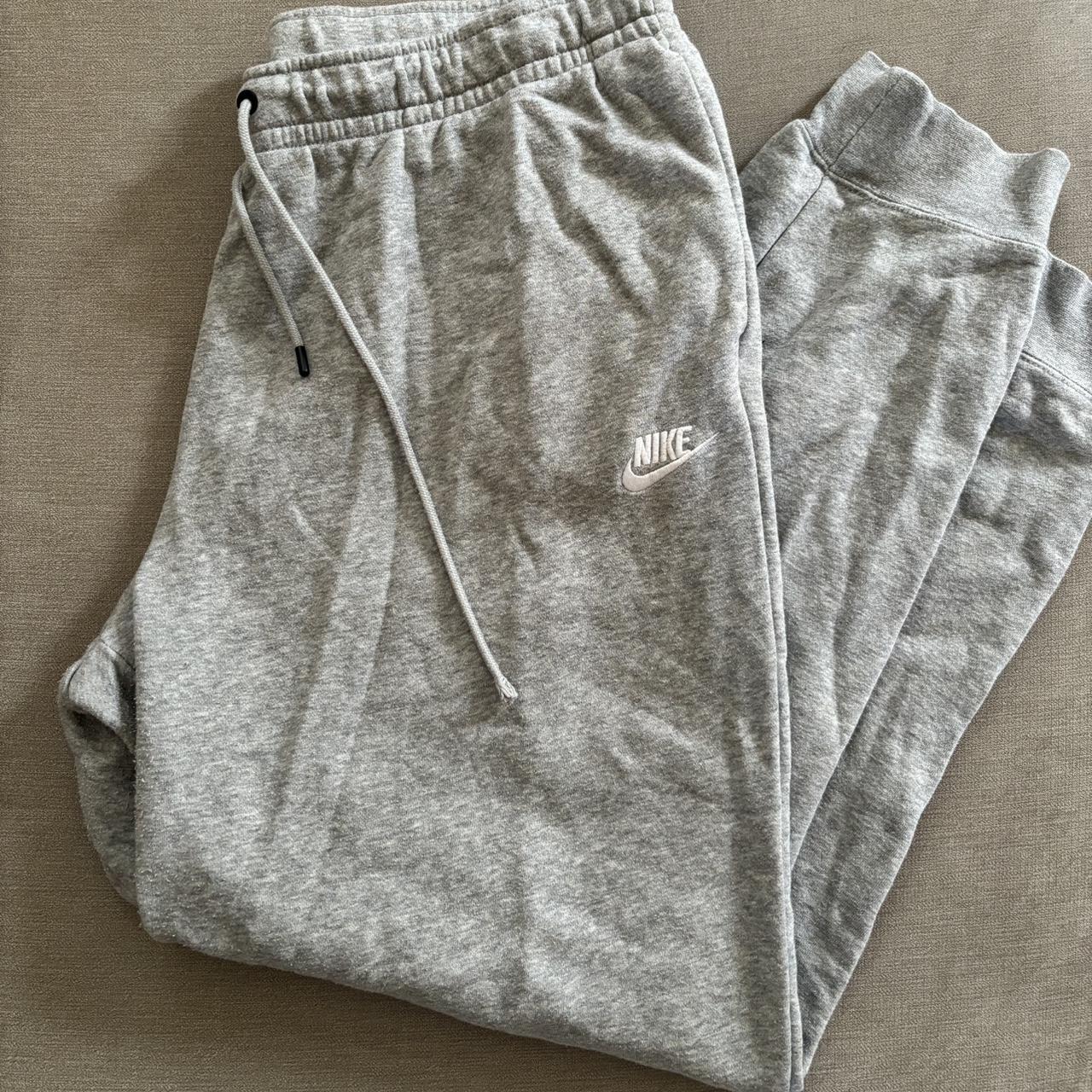 mens grey nike bottoms
