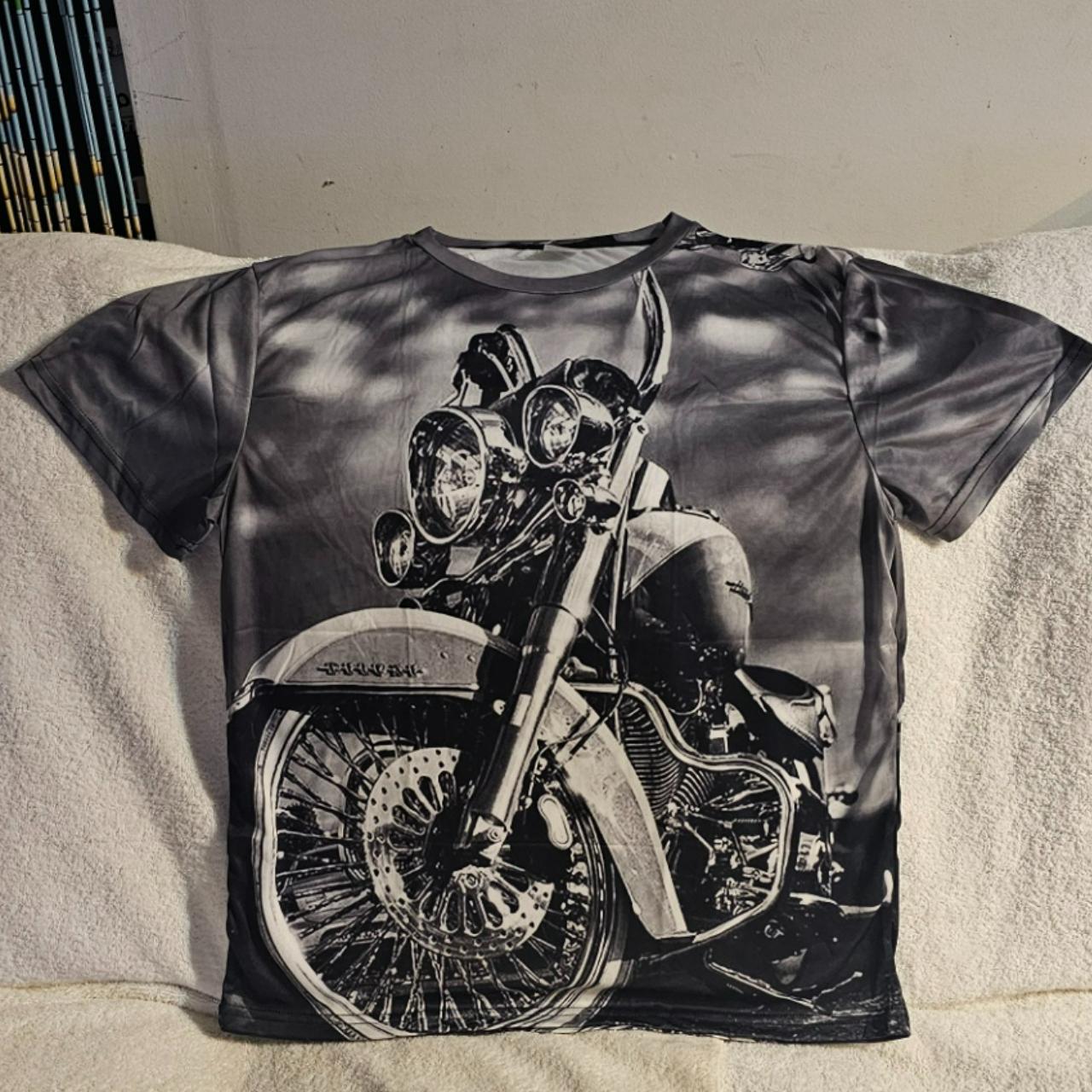 MOTORCYCLE BIKER BIKE RIDER AMERICA USA T-SHIRT, VERY...