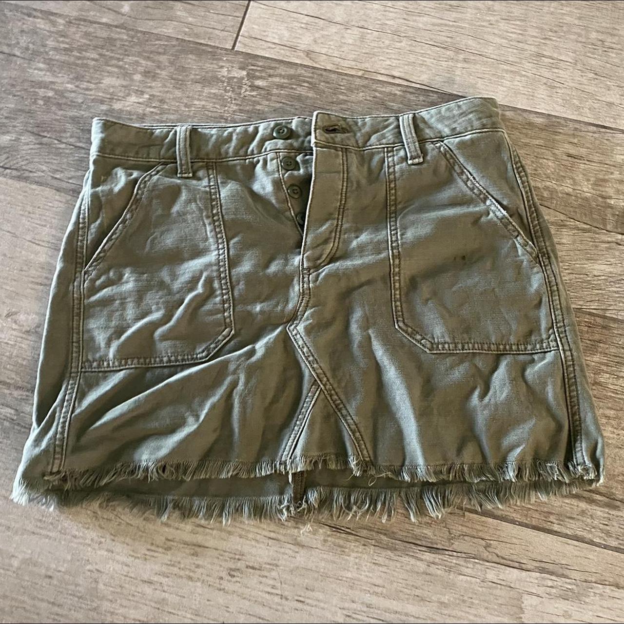 American Eagle cargo skirt Olive green Depop