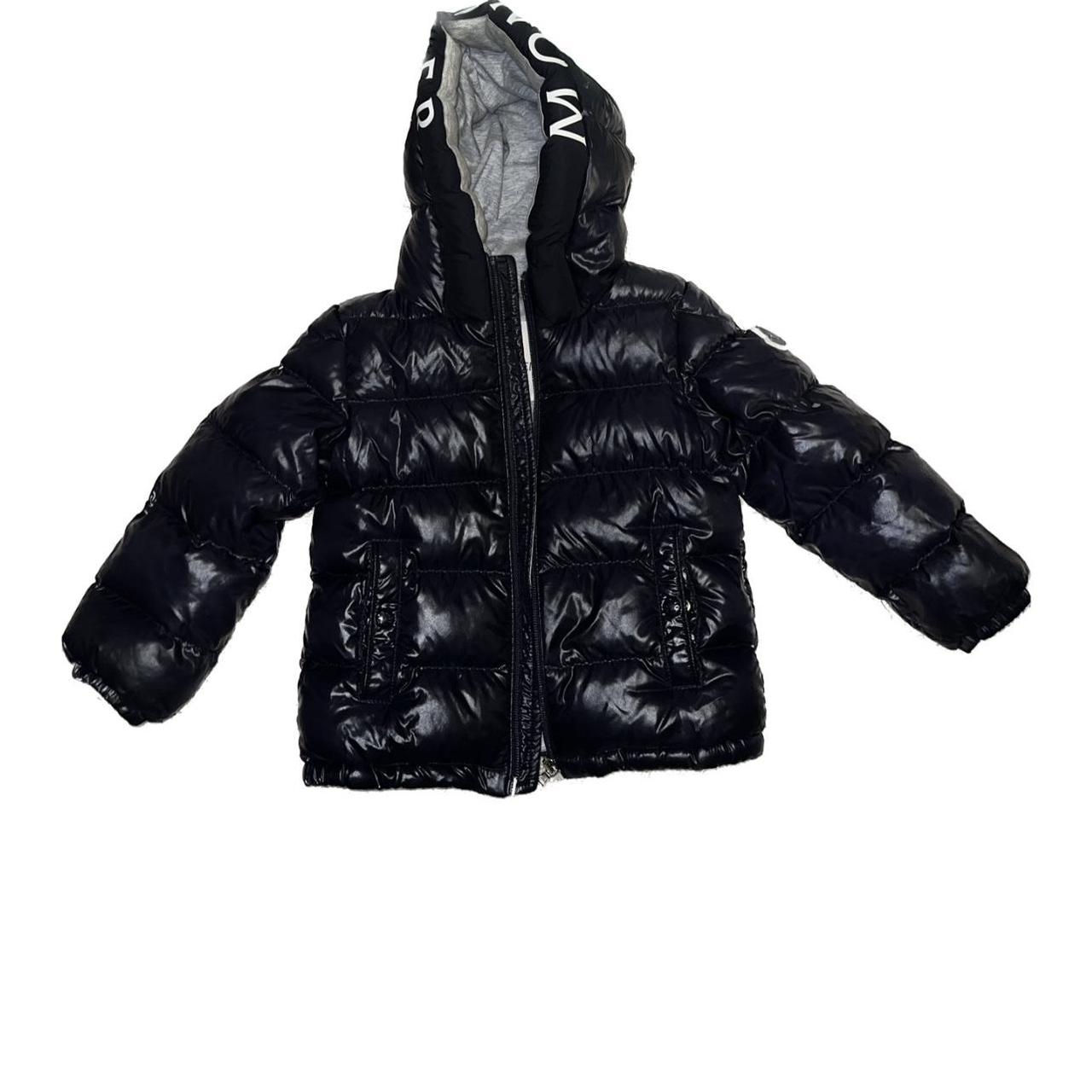 Moncler feathers coming out Clearance