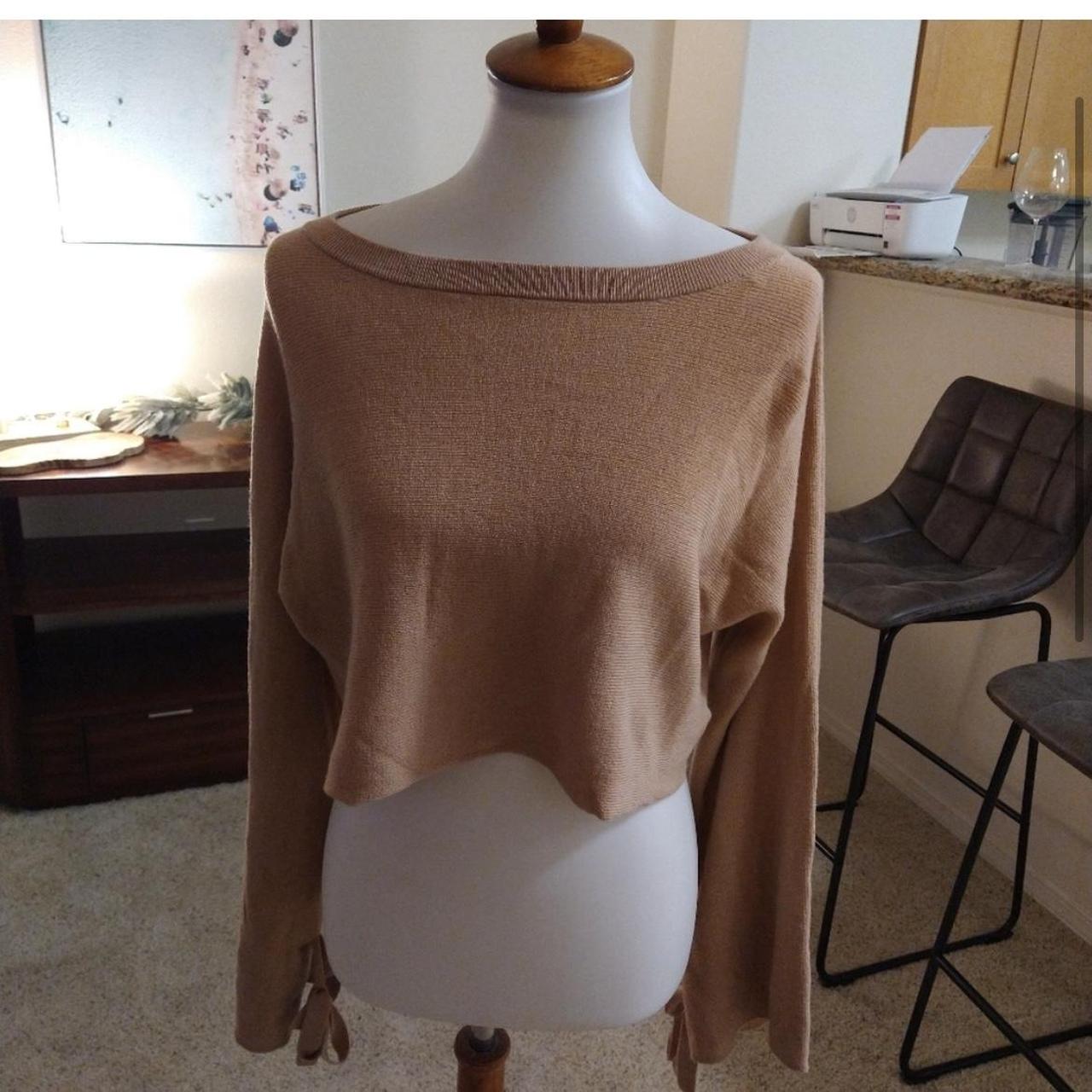 Emmy hotsell sweater aritzia