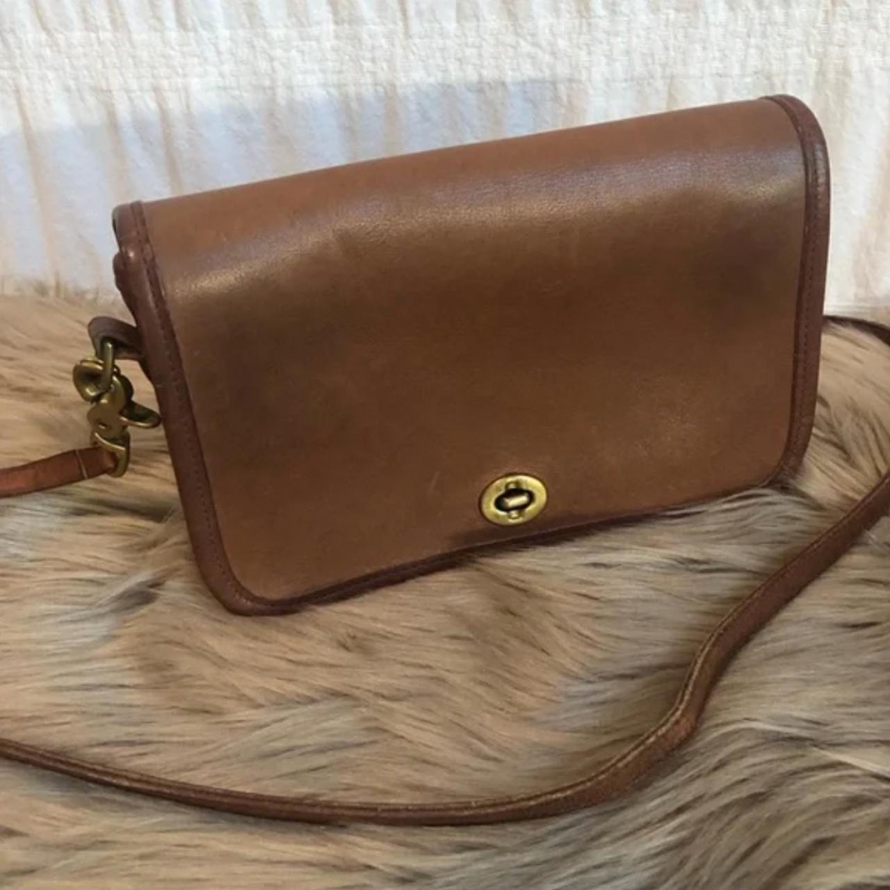 Vintage Coach Bag Penny Pocket in British Tan Leather Crossbody Purse