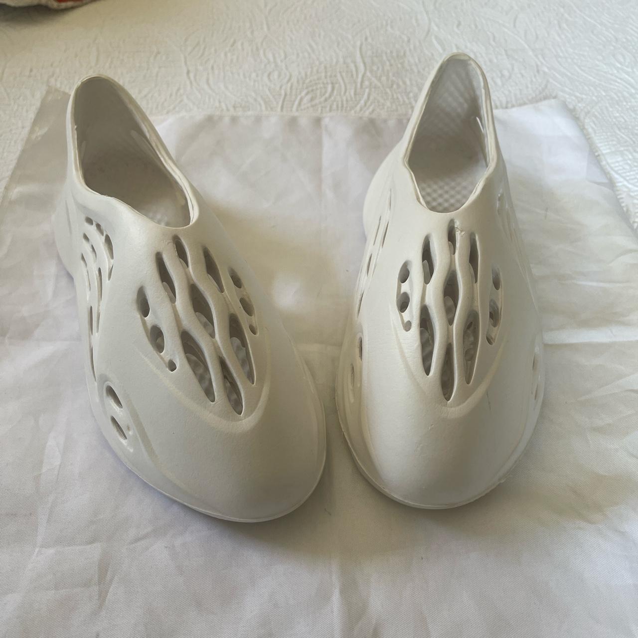 faux yeezy foam runner